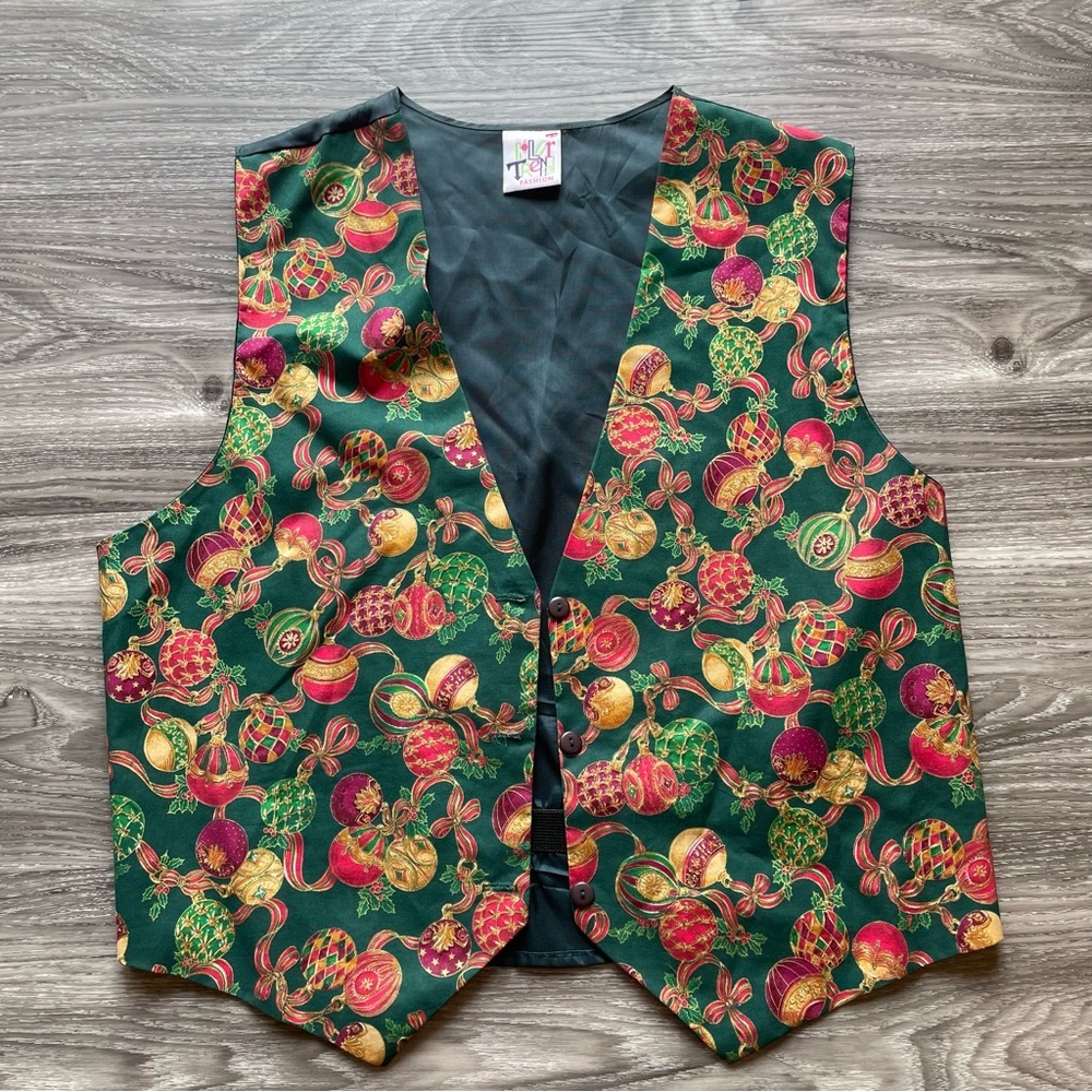 🎄VINTAGE Color Trend Fashion Christmas Holiday Vest–Ornament Print Style.